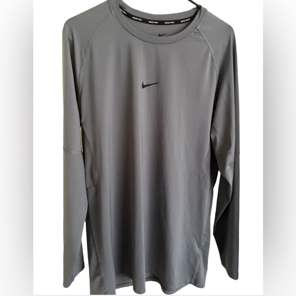 Nike Dark Gray Long Sleeve Shirt. Size large & NWOT! - Picture 1 of 2